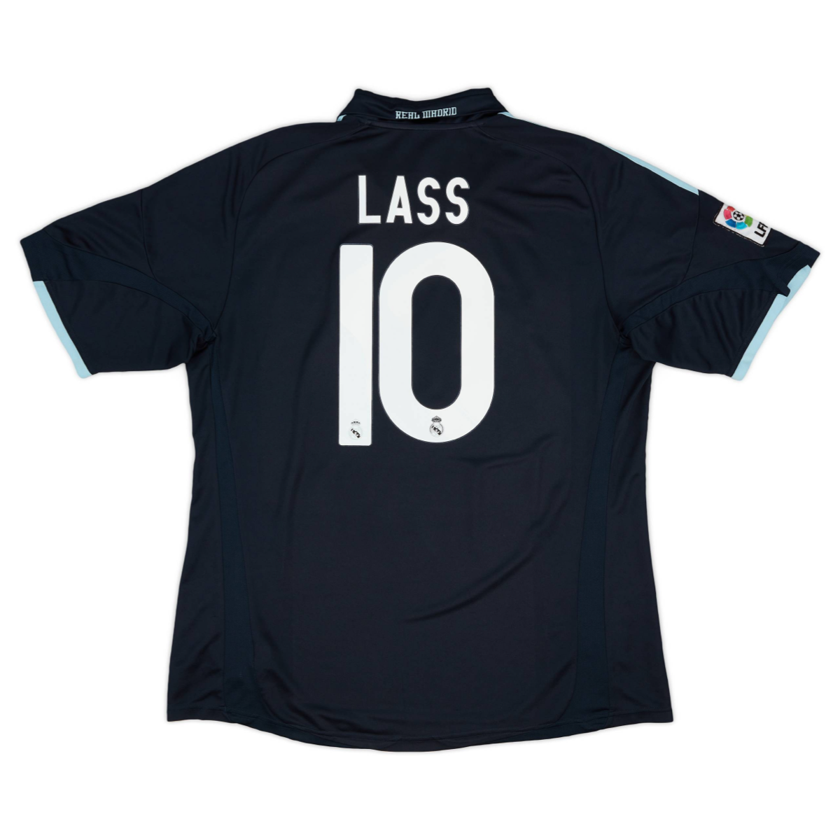 2009-10 Real Madrid Away Shirt